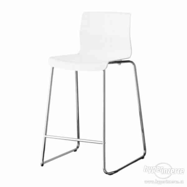 Barové stoličky a jídelní stůl Ikea - foto 3