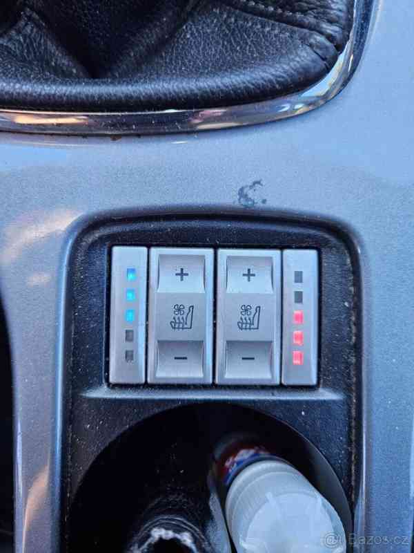 Ford Mondeo 2,2   TDCi 129kW - foto 15