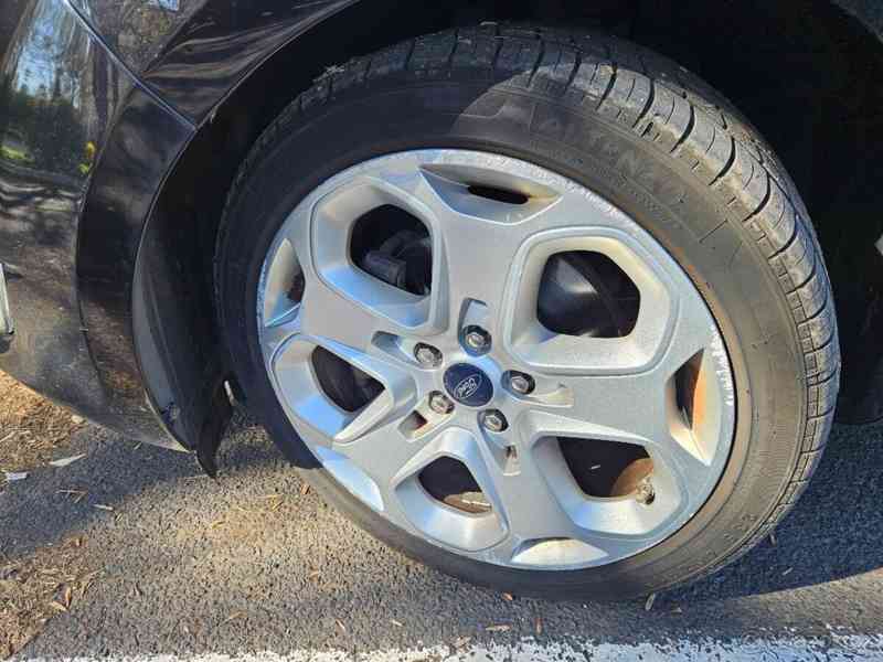 Ford Mondeo 2,2   TDCi 129kW - foto 11