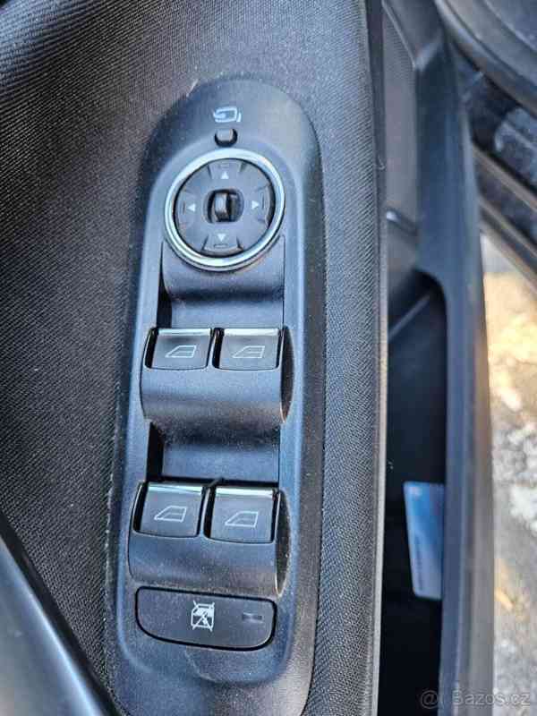 Ford Mondeo 2,2   TDCi 129kW - foto 5