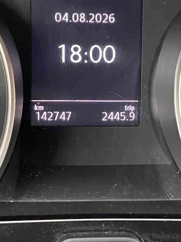 Volkswagen Touran 1,6   TDi/85kw - foto 14