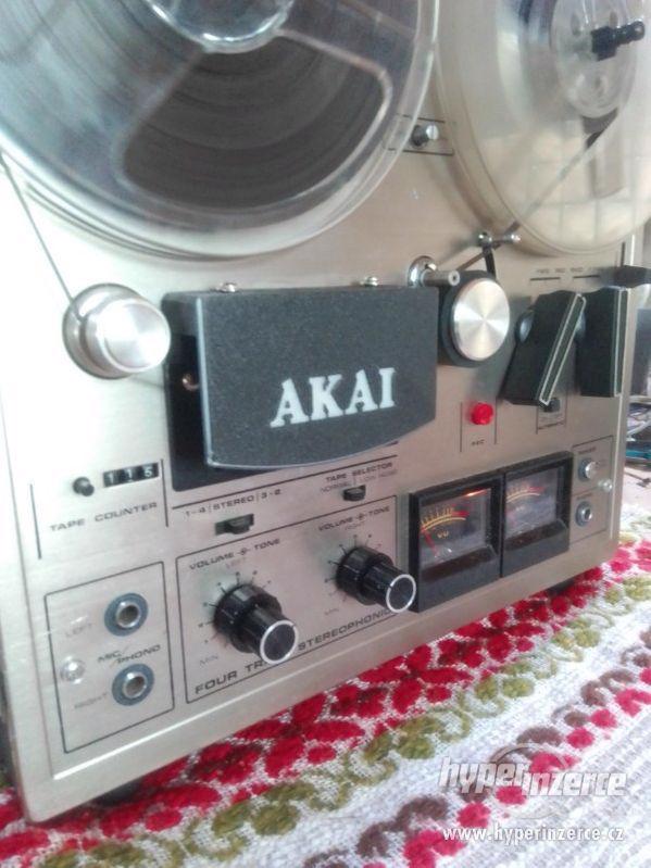 kotoučový magnetofon Akai - foto 3