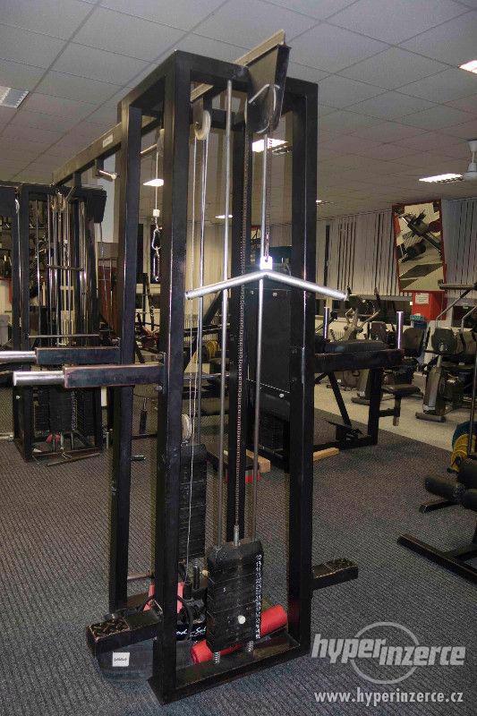 Multifunkční posilovací věž - 8 stanovišť - foto 1