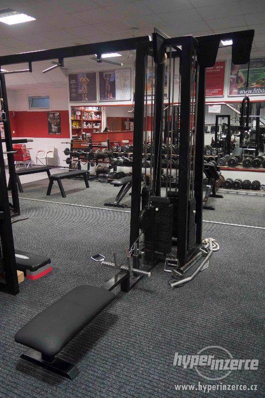 Multifunkční posilovací věž - 8 stanovišť - foto 4