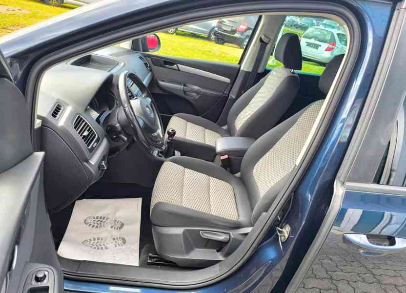 Volkswagen Sharan 2,0TDI Trendline 103kw - foto 15