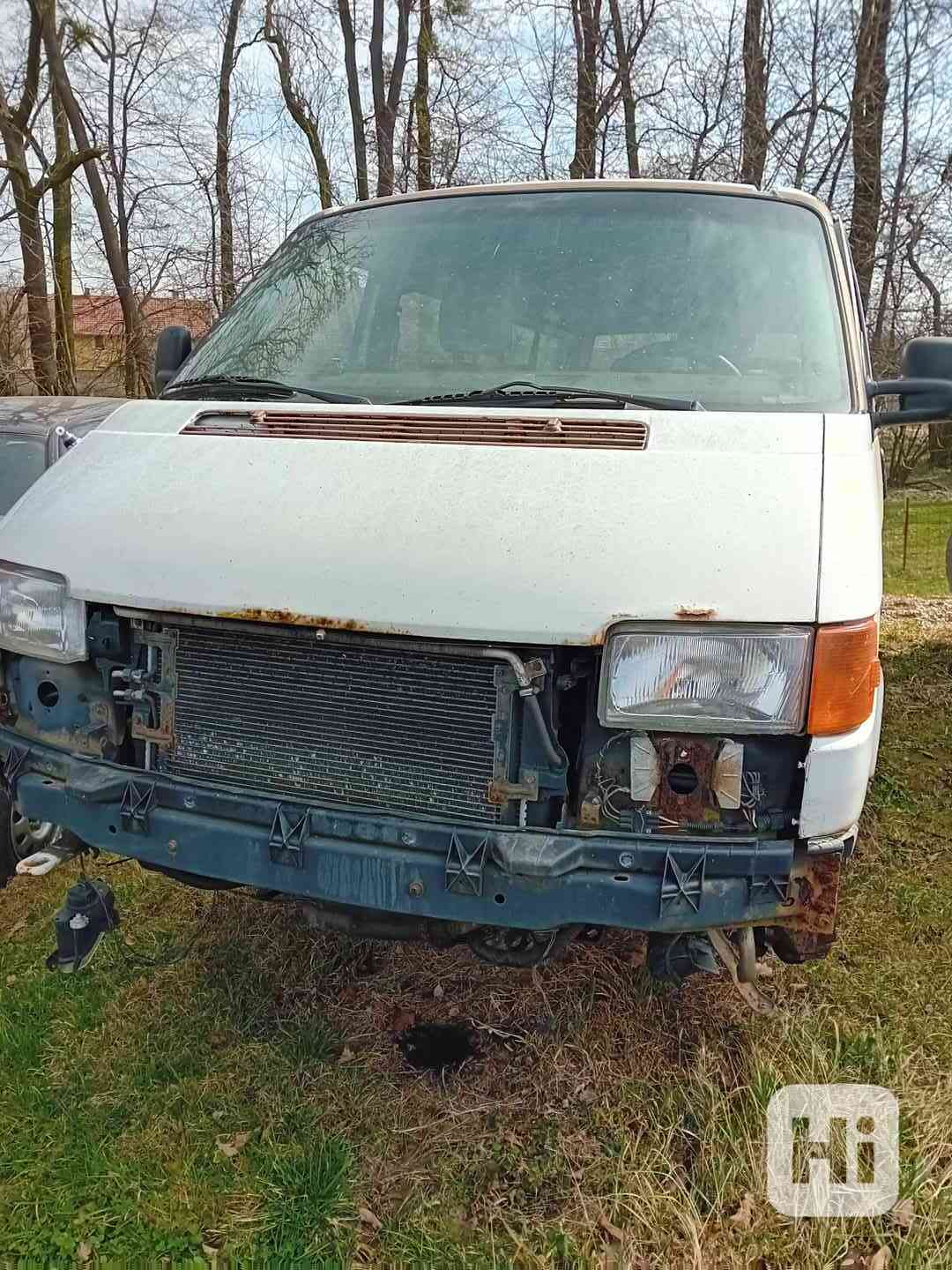 Prodám díly z VW Transporter 2,5 75kW,rok 2000,motor ACV - foto 1