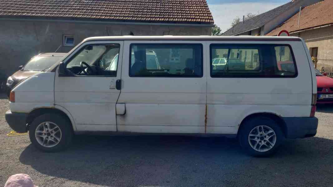 Prodám díly z VW Transporter 2,5 75kW,rok 2000,motor ACV - foto 2