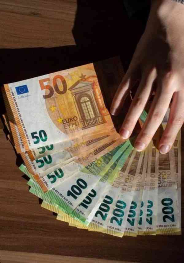Nabídka půjčky při insolventnosti – Získejte peníze rychle! - foto 1