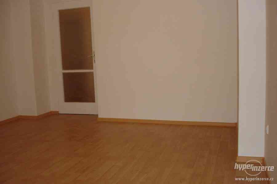 Pronájem bytu 1+1 Olomouc Zeyerova - foto 6
