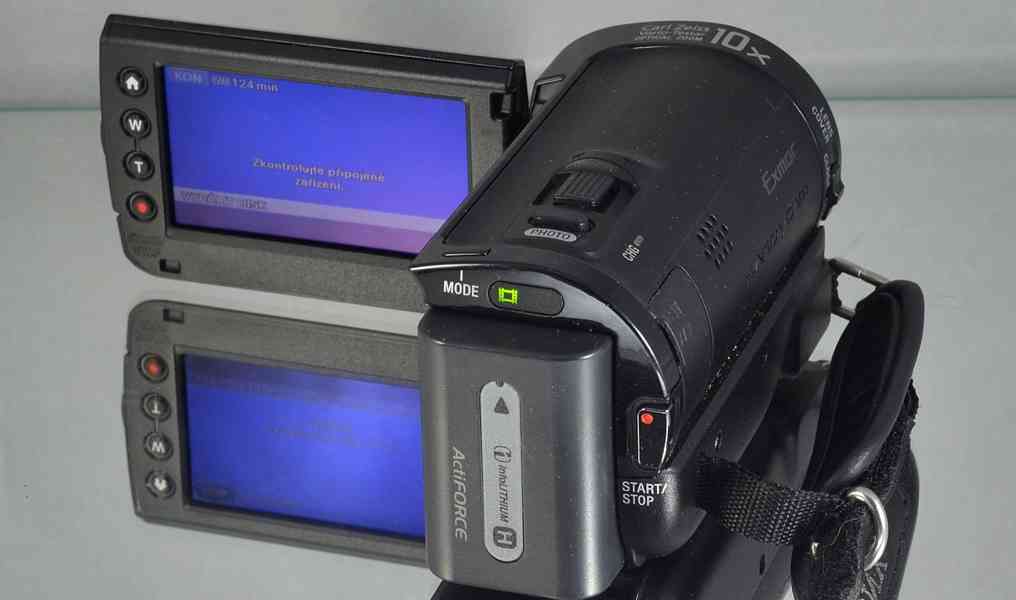 Sony HDR-CX105e **videokamera*Full HDV*8 GB paměti - foto 7
