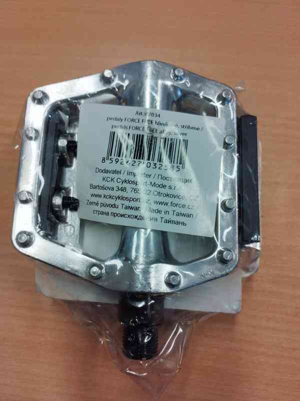 Pedály FORCE FREE hliníkové, stříbrné - foto 3