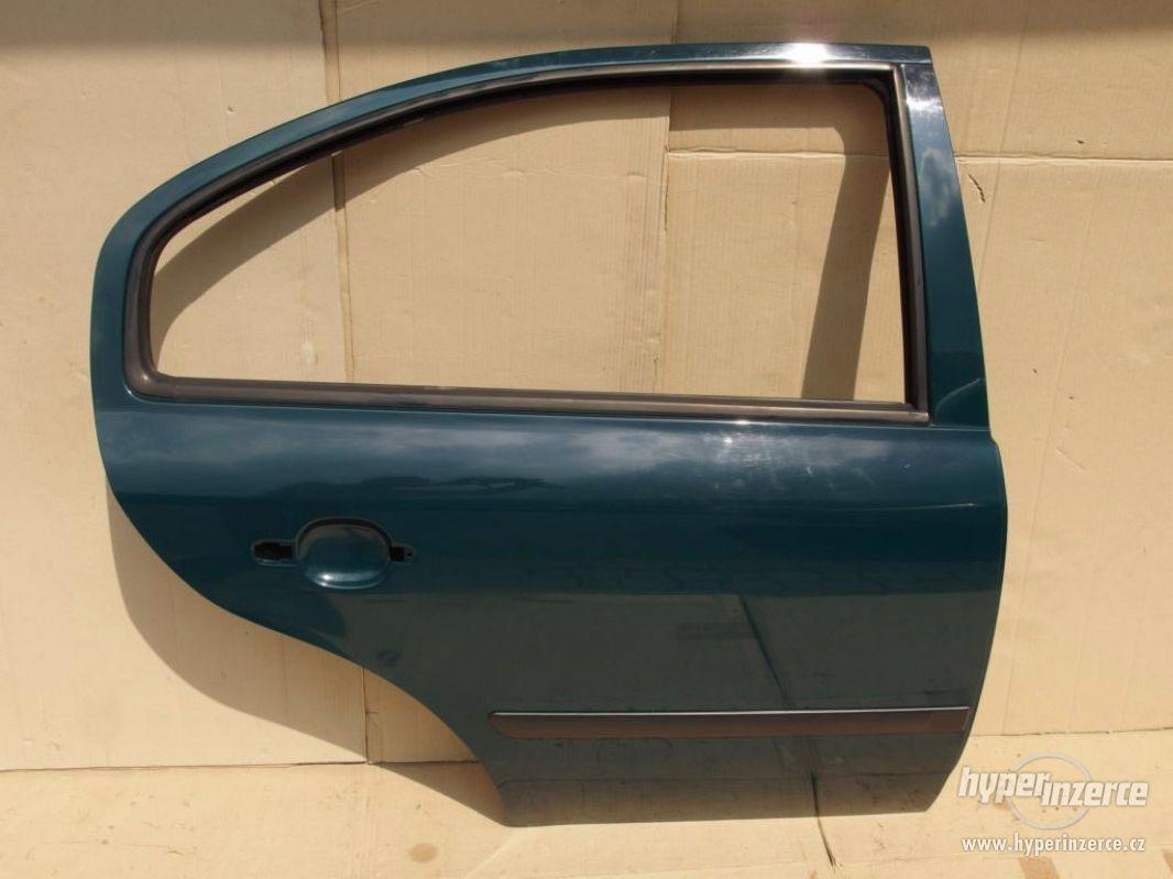 Pravé zadní dveře Škoda Octavia I hatchback - foto 1