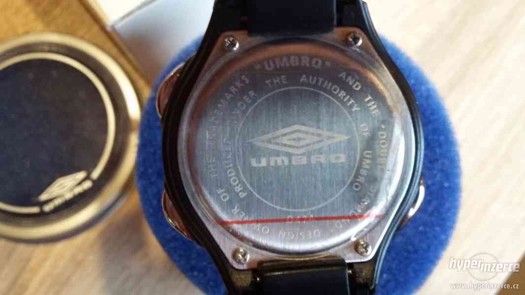 Nové značkové sportovní hodinky UMBRO 474 - foto 3