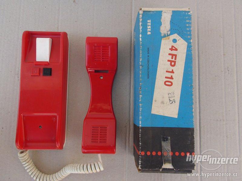 Domácí telefon - foto 1