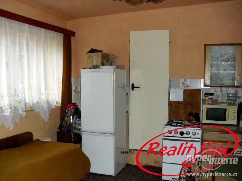 Prodej RD po částečné rekonstrukci v Zásmukách - foto 8