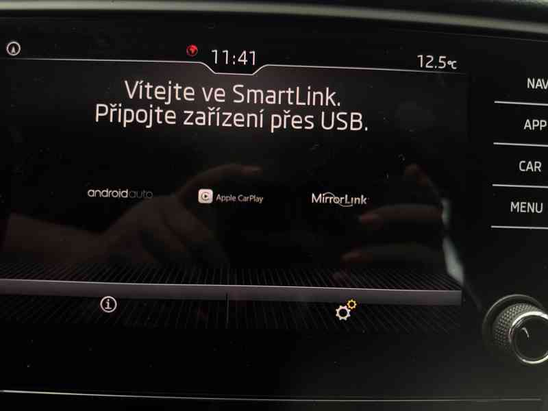 Škoda Octavia 1.5 TSi 110KW/1MAJ/ČR/Výhřev - foto 36