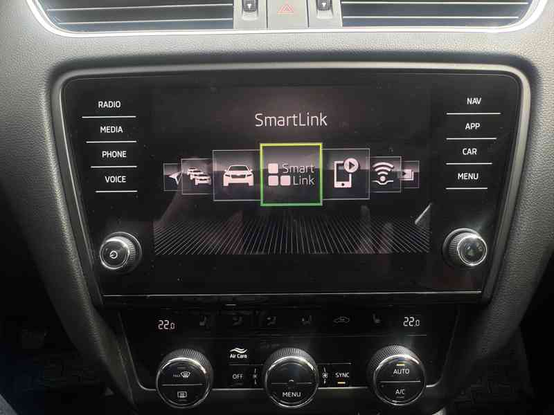 Škoda Octavia 1.5 TSi 110KW/1MAJ/ČR/Výhřev - foto 35