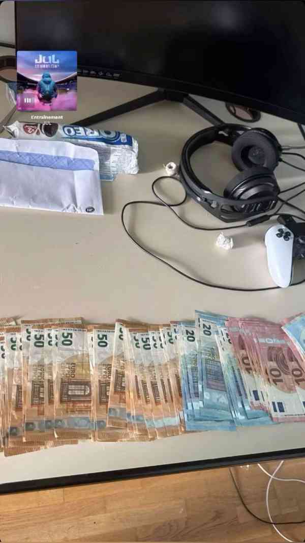 Spolehlivé nabídky půjček s jistotou   - foto 2