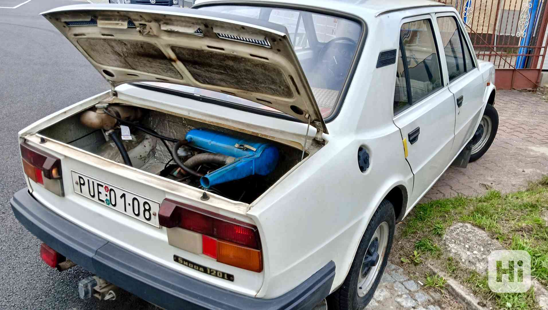 Škoda 120 - foto 1