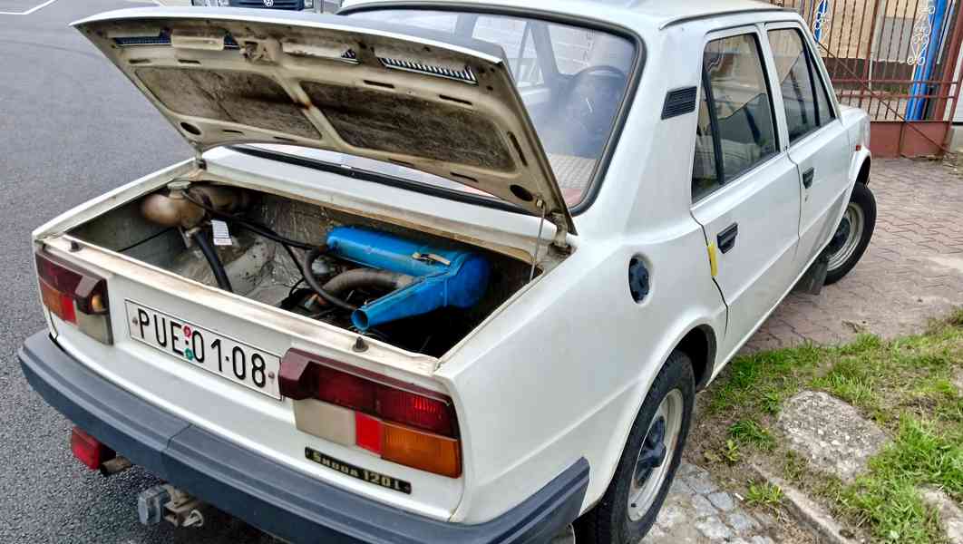 Škoda 120 - foto 1