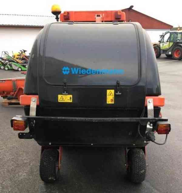 Komunální traktor Kubota - foto 8