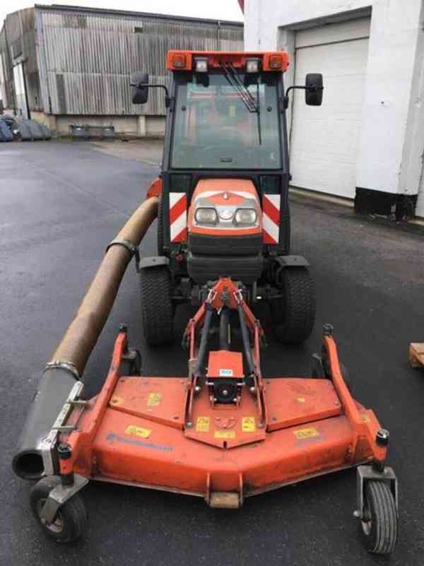 Komunální traktor Kubota - foto 9
