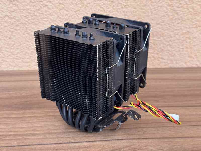 LEVNĚ! — CPU chladič 180W TDP, kompletní montážní sada  - foto 7