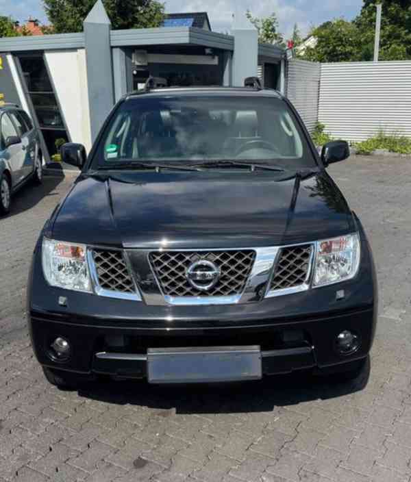 Nissan Pathfinder 2.5 dCi LE 4x4 126kw - foto 10