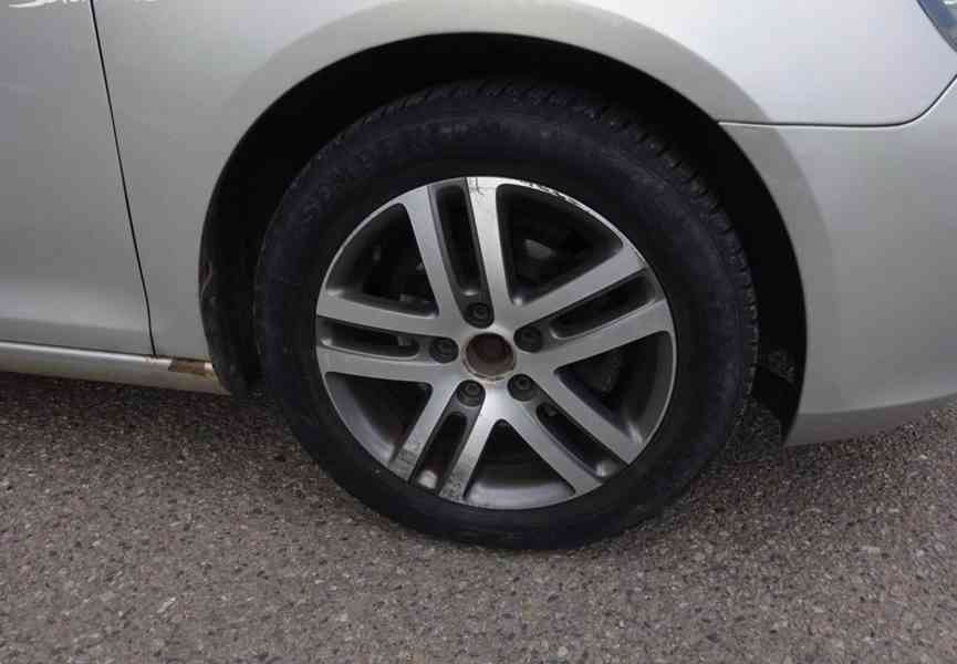 Volkswagen Golf Variant 1.9 TDI (77 KW) KLIMA - foto 19