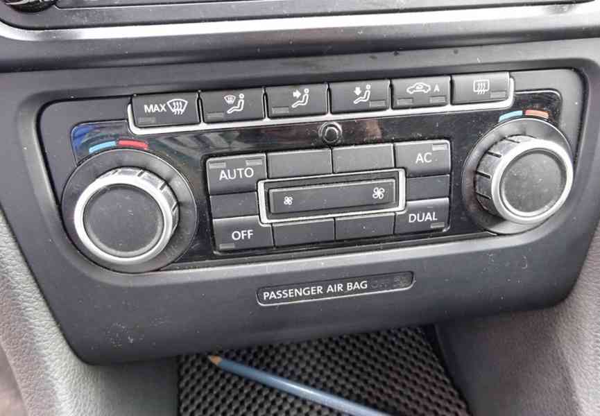 Volkswagen Golf Variant 1.9 TDI (77 KW) KLIMA - foto 12