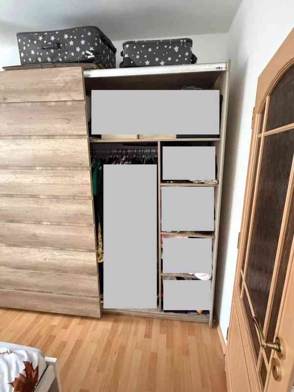 Šatní skříň - foto 3