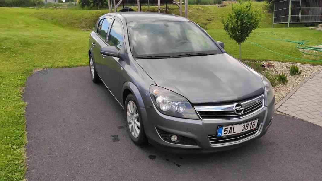 Opel astra 1.7 cdti 74kw - foto 3