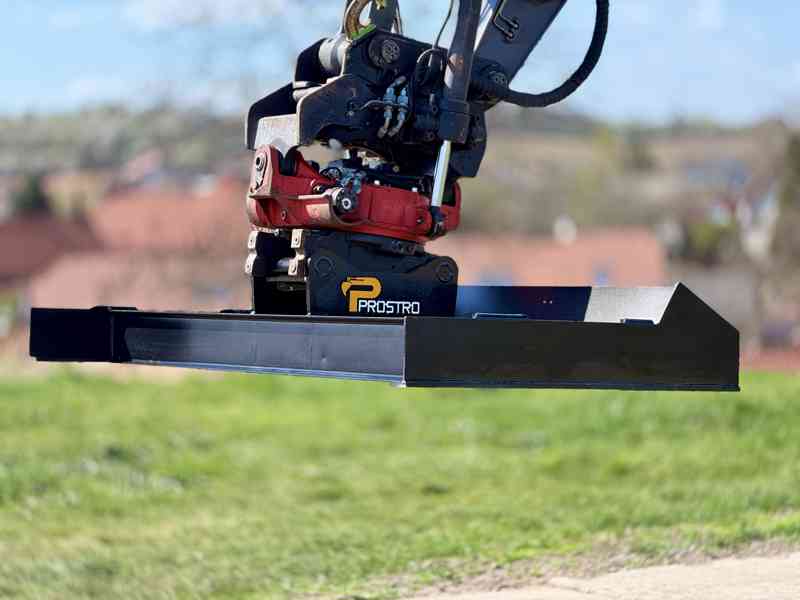 Rovnací rám s upínáním S60 délka 2 500mm
