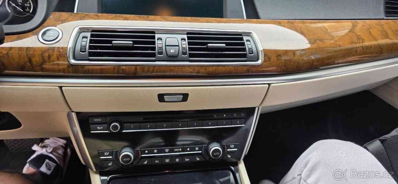 BMW Řada 5 550i GT F07 - foto 5