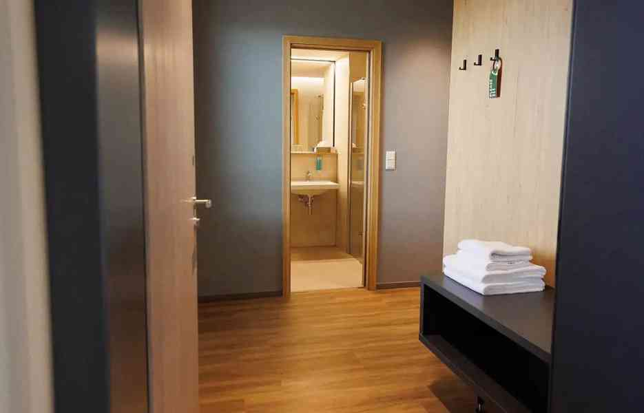 Pronájem bytu 1+kk 32 m² - foto 6