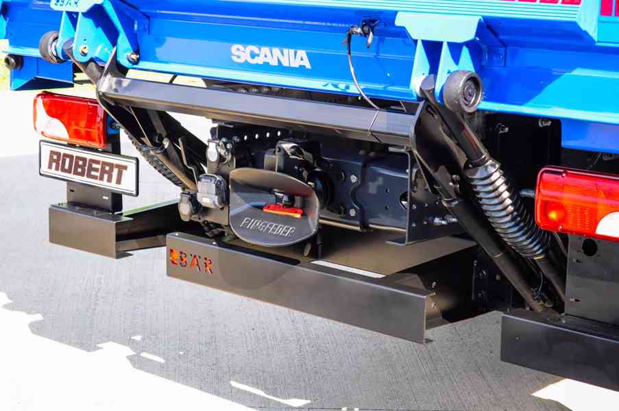SCANIA P250 VALNÍK S PLACHTOU 18-PALETOVÝ HYDRAULICKÉ ČELO - foto 22