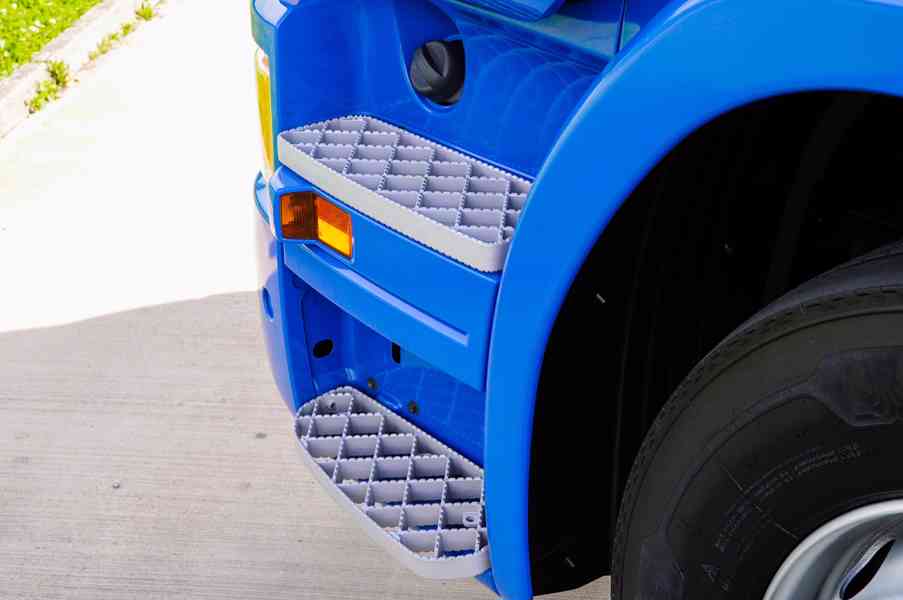 SCANIA P250 VALNÍK S PLACHTOU 18-PALETOVÝ HYDRAULICKÉ ČELO - foto 38