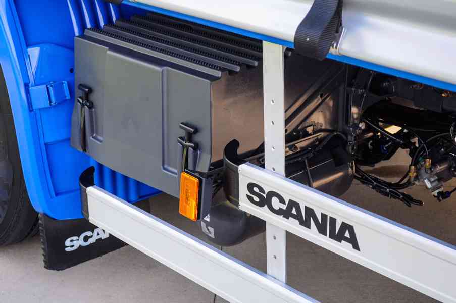 SCANIA P250 VALNÍK S PLACHTOU 18-PALETOVÝ HYDRAULICKÉ ČELO - foto 35