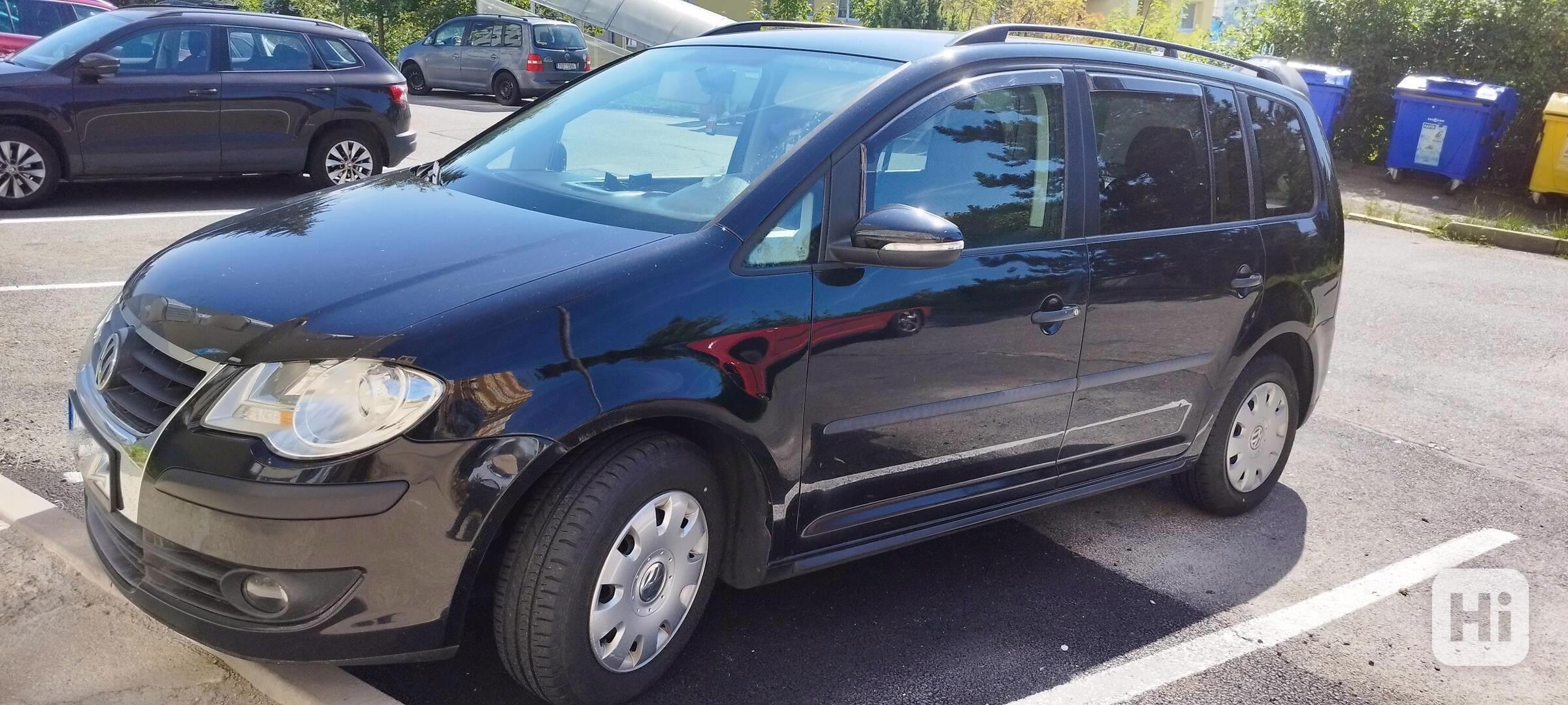 VW Touran 1,9 TDi pravidelný servis, STK do 09/2024 - foto 1