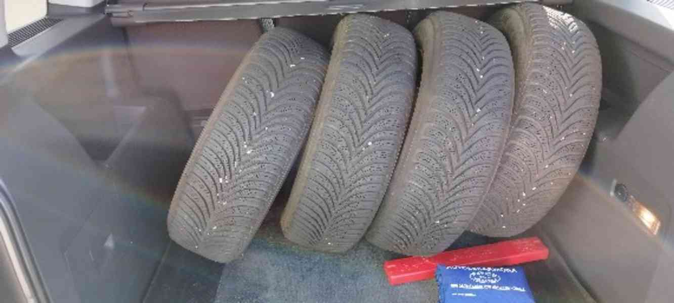 VW Touran 1,9 TDi pravidelný servis, STK do 09/2024 - foto 12