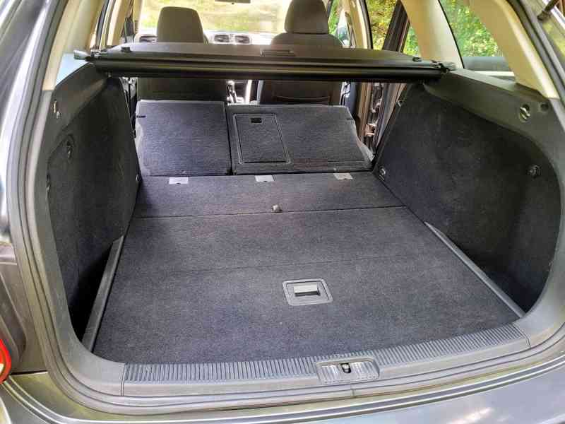 Volkswagen Golf 6  Variant 1.6 TDI  - foto 14