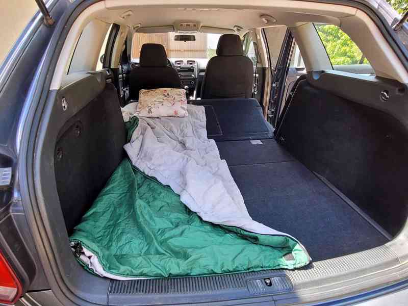 Volkswagen Golf 6  Variant 1.6 TDI  - foto 16