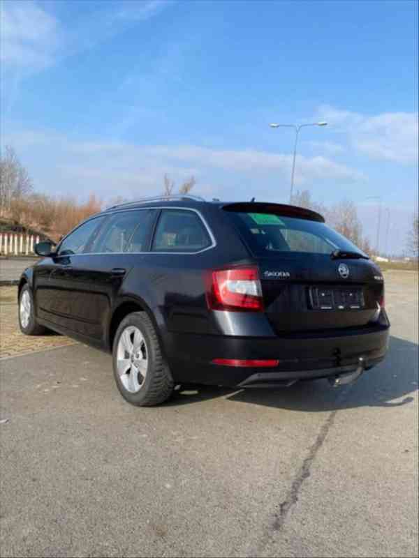 Škoda Octavia 2,0   Facelift 2020 - foto 5