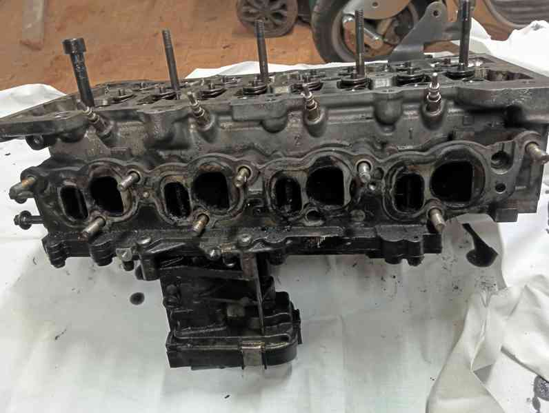 Prodám náhradní díly na Alfa  Romeo 159 JTD  1. část. - foto 2