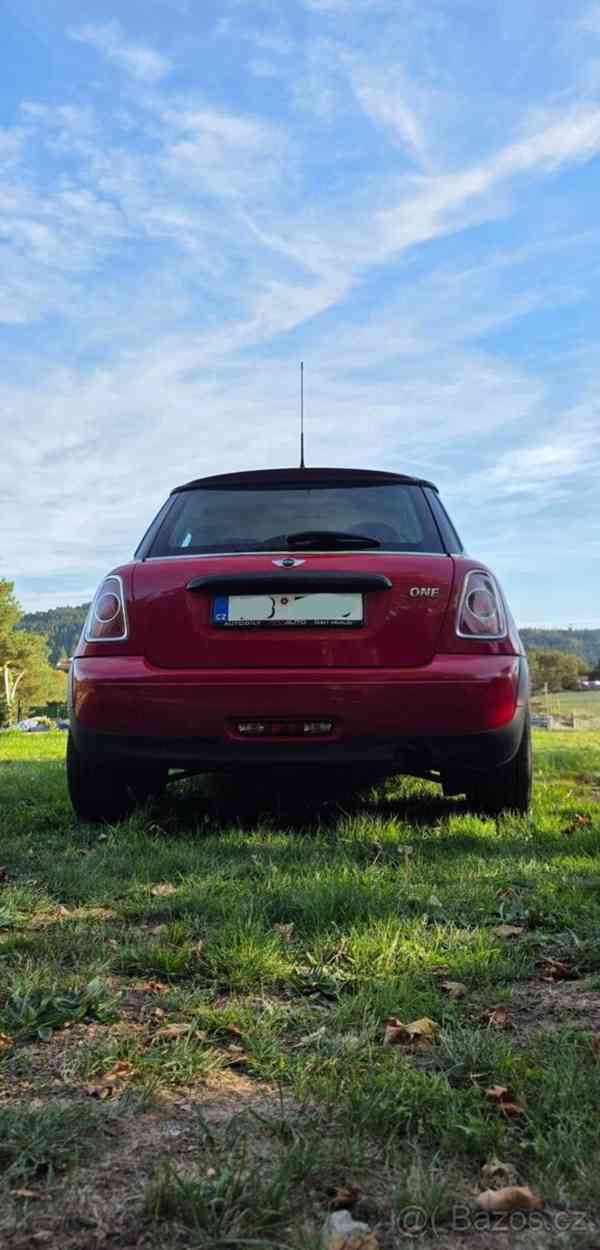 Mini Cooper 1,6   one - foto 13