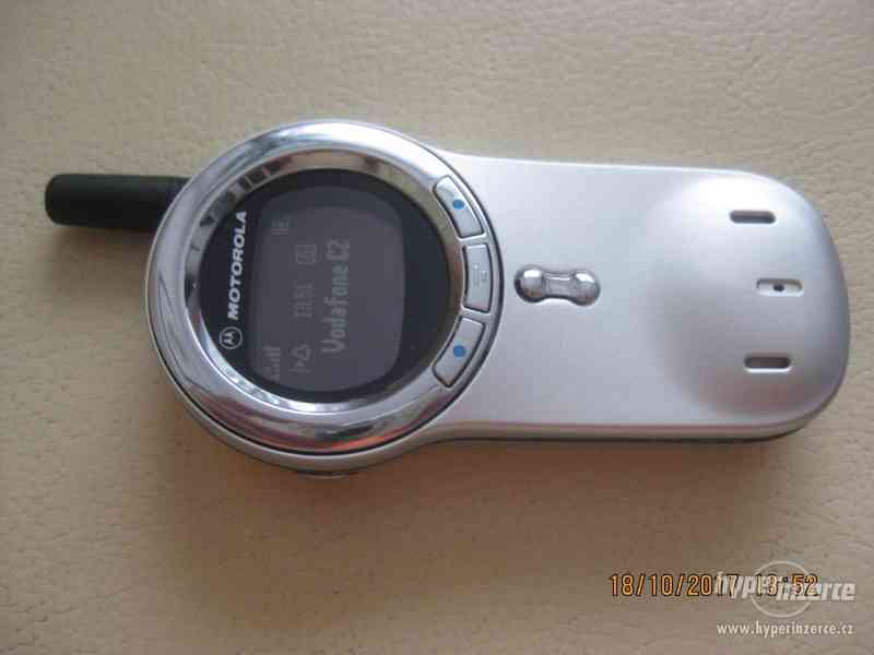 Motorola V70 - RARITA z r.2002, cena od 450,-Kč - foto 4
