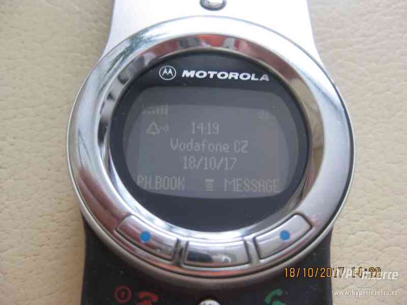 Motorola V70 - RARITA z r.2002, cena od 450,-Kč - foto 18