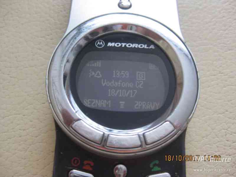 Motorola V70 - RARITA z r.2002, cena od 450,-Kč - foto 30