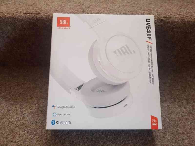 Nové sluchátka JBL Live 400BT, bílé - foto 1