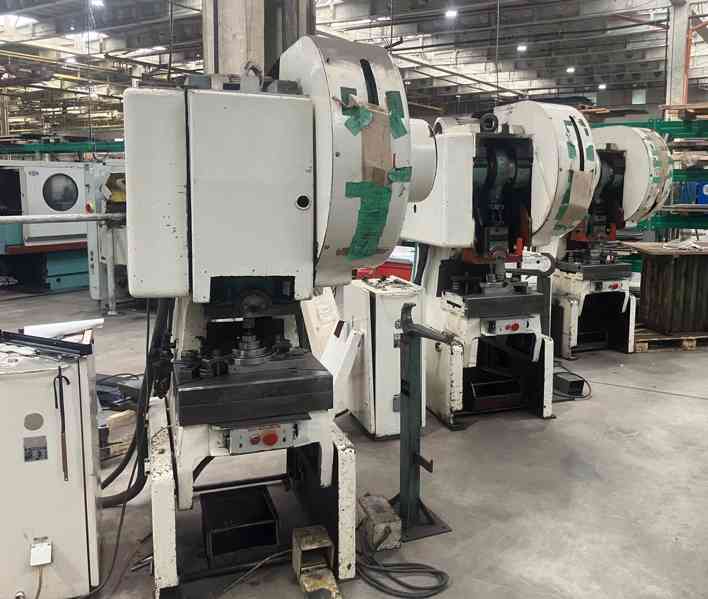 Použité excentrické lisy LEN 25 C, r. v. 1978, 1979, 1980 - foto 1